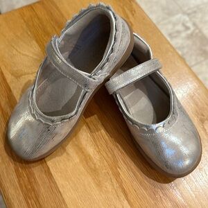 See Kai Run Girl's Ii Mary Jane Flat, good condition, size 13.5